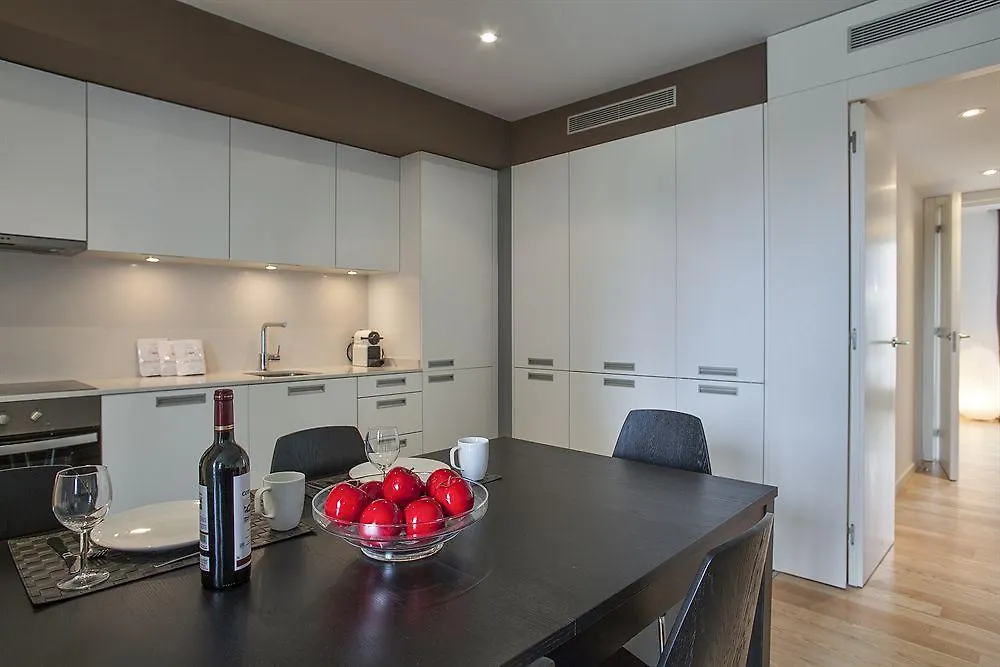Mistral City Pool Apartments Barselona