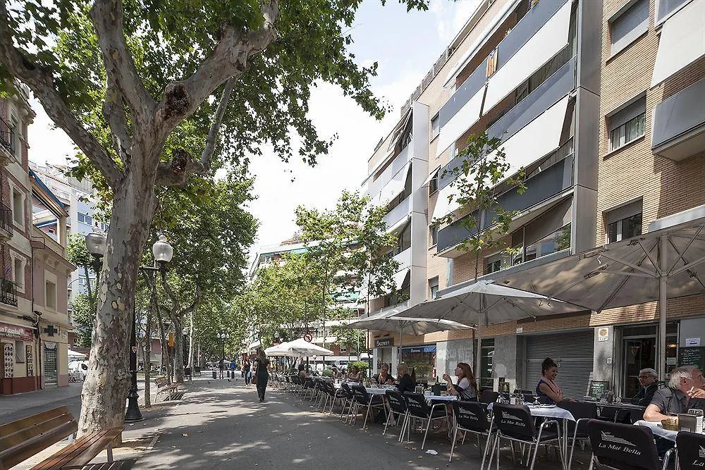 Mistral City Pool Apartments Barselona 0*,